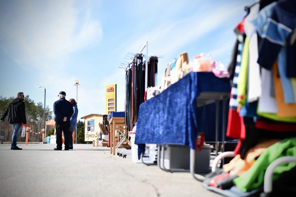 Mäntyhovissa järjestettiin perjantaina ensimmäinen Jääkarhun kevätrieha -tapahtuma.