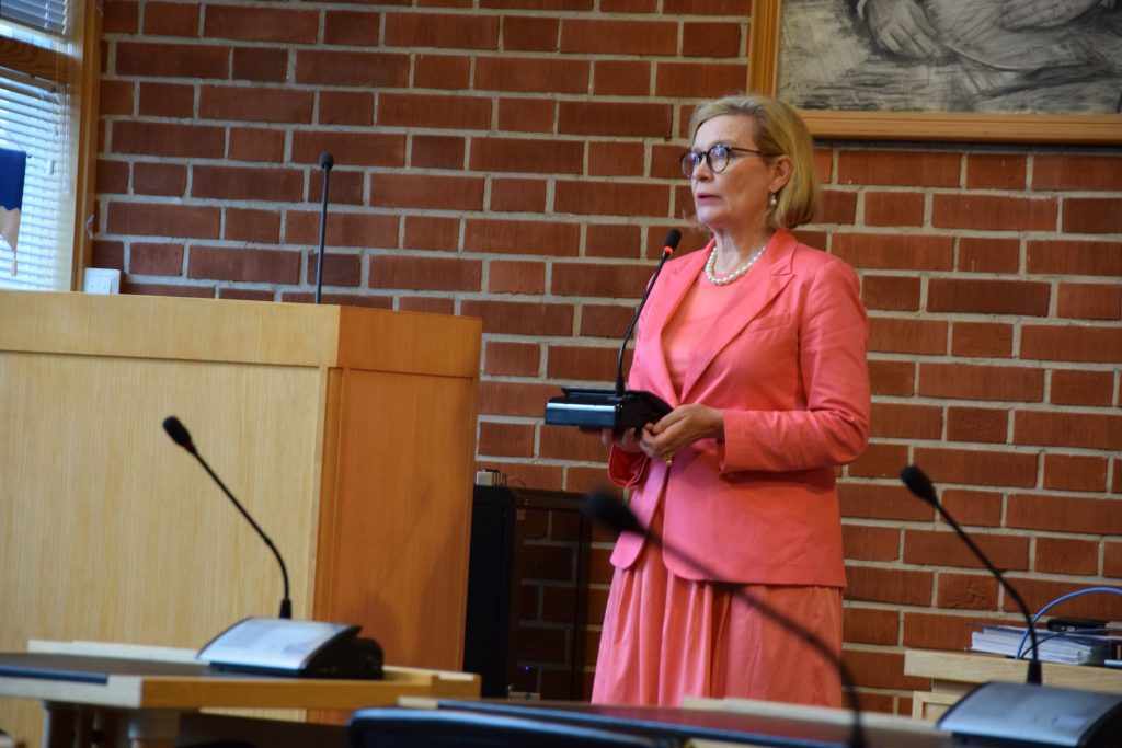 Paula Risikko Alajärvi Kokoomus Etelä-Pohjanmaan aluevaltuusto puheenjohtaja