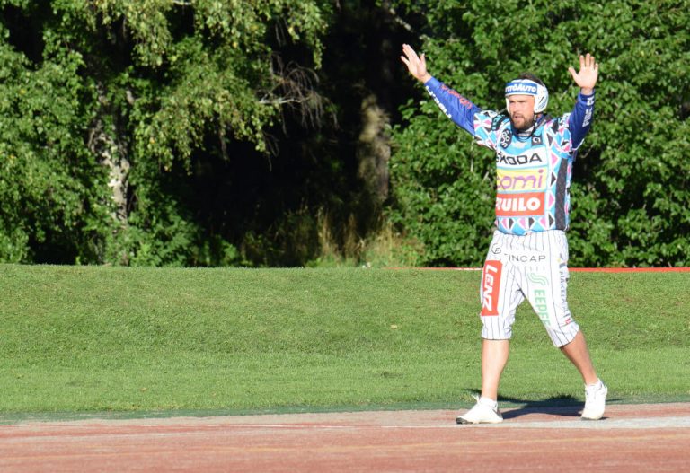 Jukka-Pekka Vainionpää valittiin Superpesiksen kuukauden pelaajaksi jo toista kertaa tällä kaudella. Kuva: Suvi Hosionaho