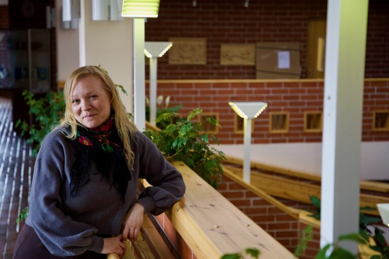 Hanna Valo toimii ympäristösihteerinä Evijärvellä.