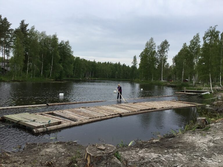 Sestomista Välijoella 2022. Kuvat: Evijärvi-Seura.