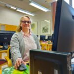 Maria Kanervikkoaho toivoo Alajärven kirjaston Digitaitoja oppimaan -hankkeen tilaisuuksien löytävän yleisönsä Alajärvellä ja Vimpelissä.