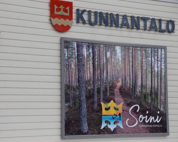 Soinin kunnanhallitus vahvisti kunnanjohtaja Maija Pihlajamäen palkan.