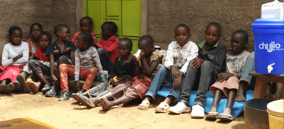 Suomen Rauhanyhdistysten Keskusyhdistys tekee lähetystyötä sisarjärjestöineen Euroopassa, Afrikassa, Yhdysvalloissa, Kanadassa ja Ecuadorissa sekä Pakistanissa.