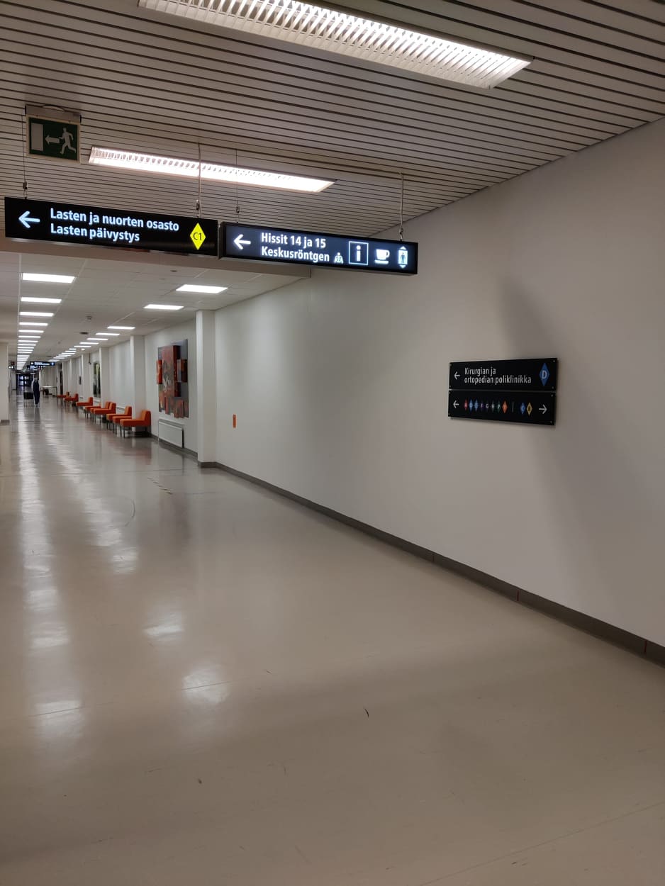 Palvelutason laskun pysäyttämiseksi aluehallitus hyväksyi esitetyn mukaisesti yhden uuden hoitotason ambulanssiyksikön perustamisen.