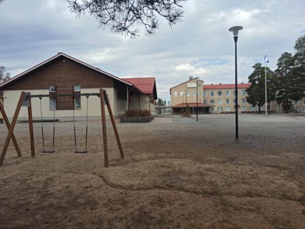 Viikon lyhyistä uutisista selviää muun muassa se, että Alajärven kaupunki varautuu rakentamaan Paavolan koululle uudet toimitilat.