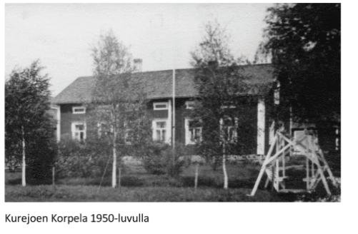 Matti ja Maija Korpela muuttivat Alajärven Kurejoelta ostamaansa Hautasen taloon 1913. Kuvassa silloinen Korpelan talo vuonna 1950.