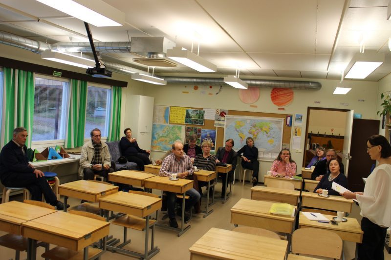 Viikon tärkeimmissä uutisissa käsiteltiin muun muassa Länsirannan koulun tulevaisuutta. Kuva arkistosta.