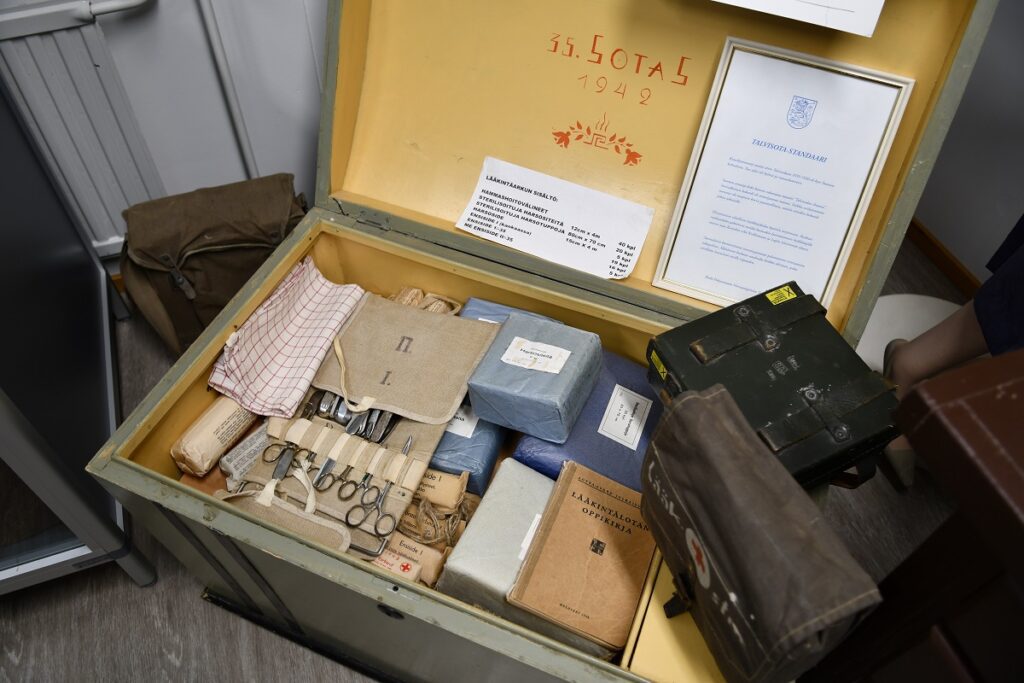 Lääkintätarvikkeita.