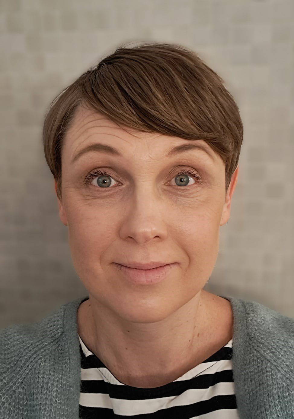 Lappajärveläislähtöinen Jaana-Piia Mäkiniemi opettaa ja tutkii sosiaalipsykologiaa Helsingin yliopistossa.