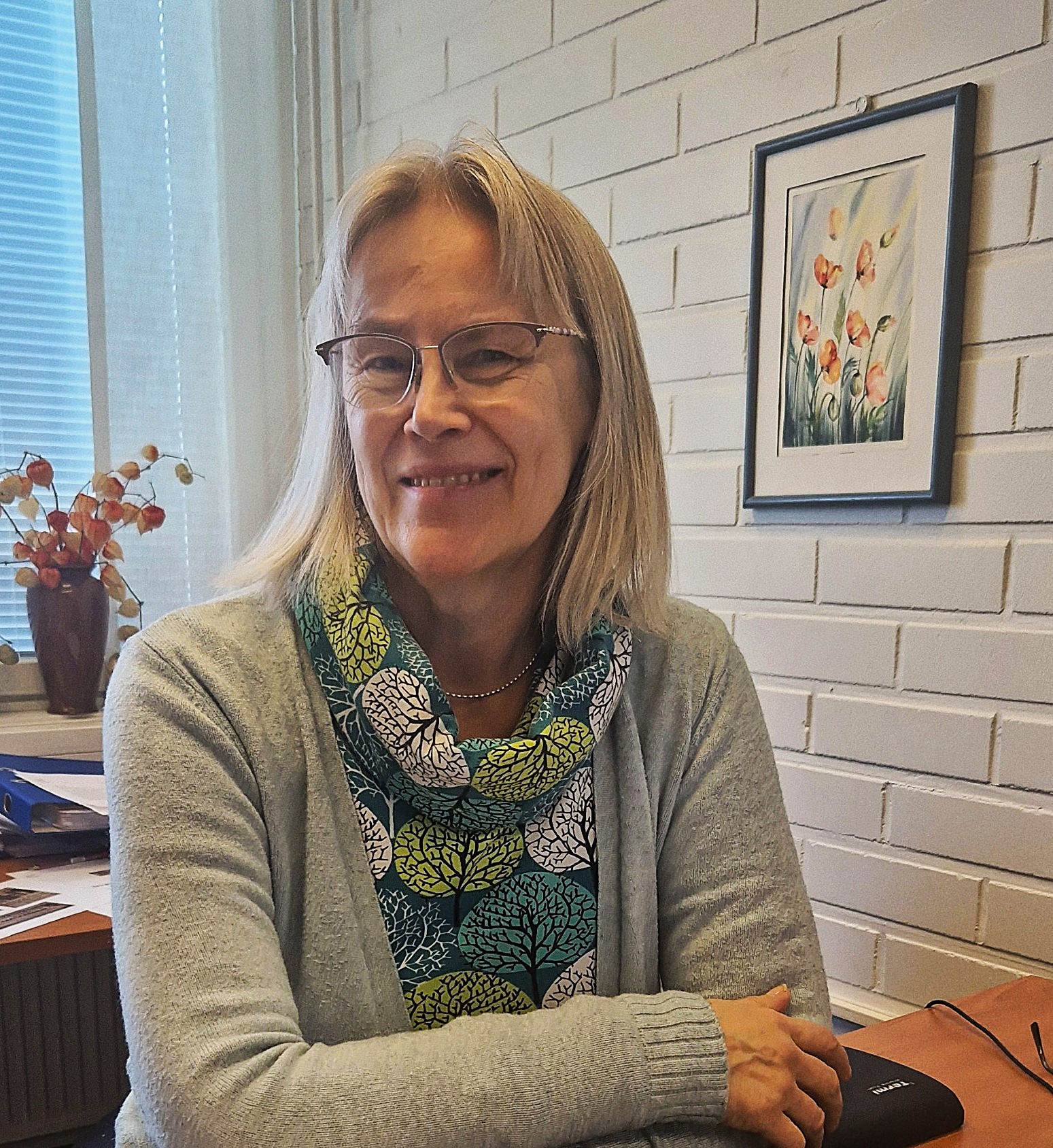 Avoimuus uudelle ja toiminnan jatkuva kehittäminen tekevät kansalaisopiston rehtorin työstä mielekästä ja kiinnostavaa, sanoo rehtori Leea Keto. Kuva: Jarmo Vainionpää.