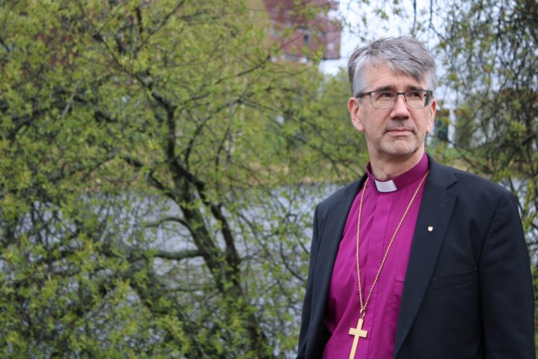 Matti salomäki 01vaaka harriet urponen (1)