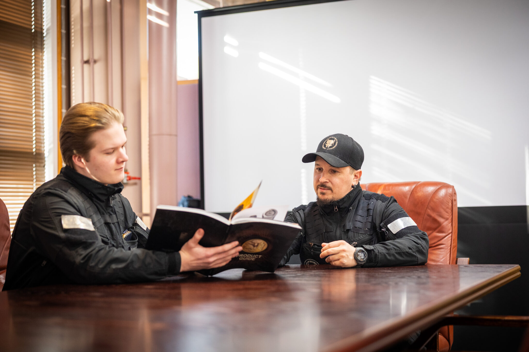 Safetorilta listataan toiminnan kulmakiviksi pitkät asiakassuhteet sekä tiivis ja sitoutunut henkilökunta. Kuva: Antti Järvinen Photography.