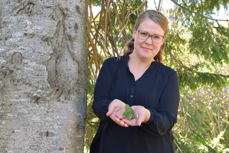 Anniina Luoma innostui luonnonantimien hyödyntämisestä ja opiskelee luonnonvaratuottajaksi. –Luonto on lähellä koko ajan, ja tarjoaa nautintoa, hyvinvointia ja terveyttä.