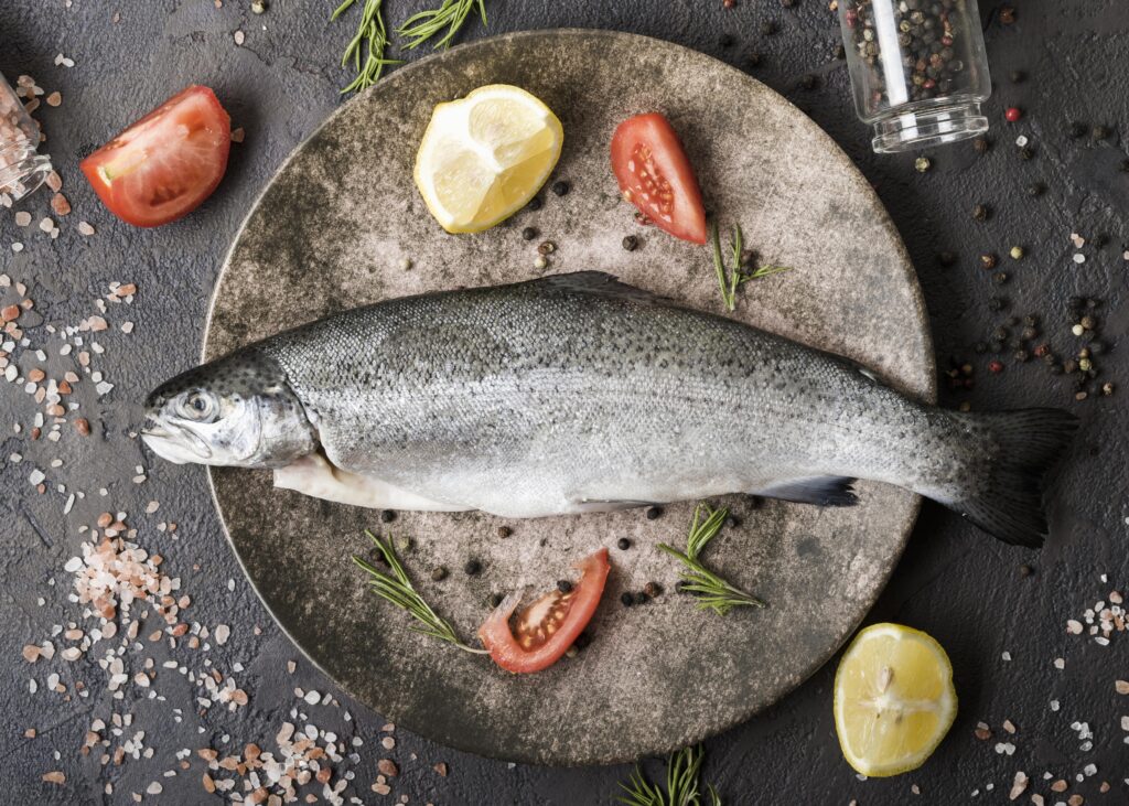 Markkinoilta löytyy mukavaa tekemistä koko perheelle ja tuoretta kalaakin on mahdollista ostaa suoraan kalastajilta.