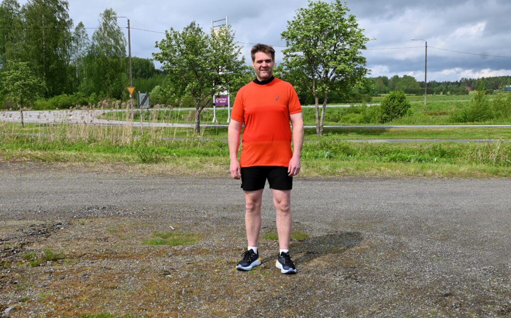 Pekka Kangas starttailemassa yli kahdeksan tunnin rupeamaa syntymäpäivänään torstaina 5. kesäkuuta.