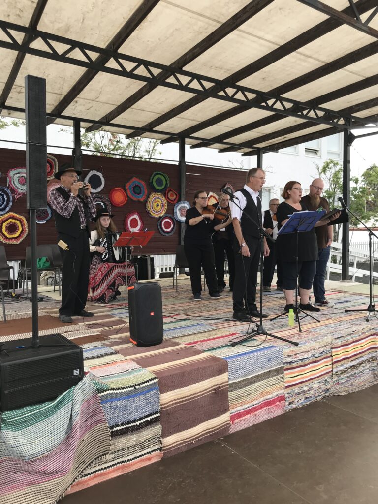 Järviseudun Pelimannit lavalla vuosi sitten. 