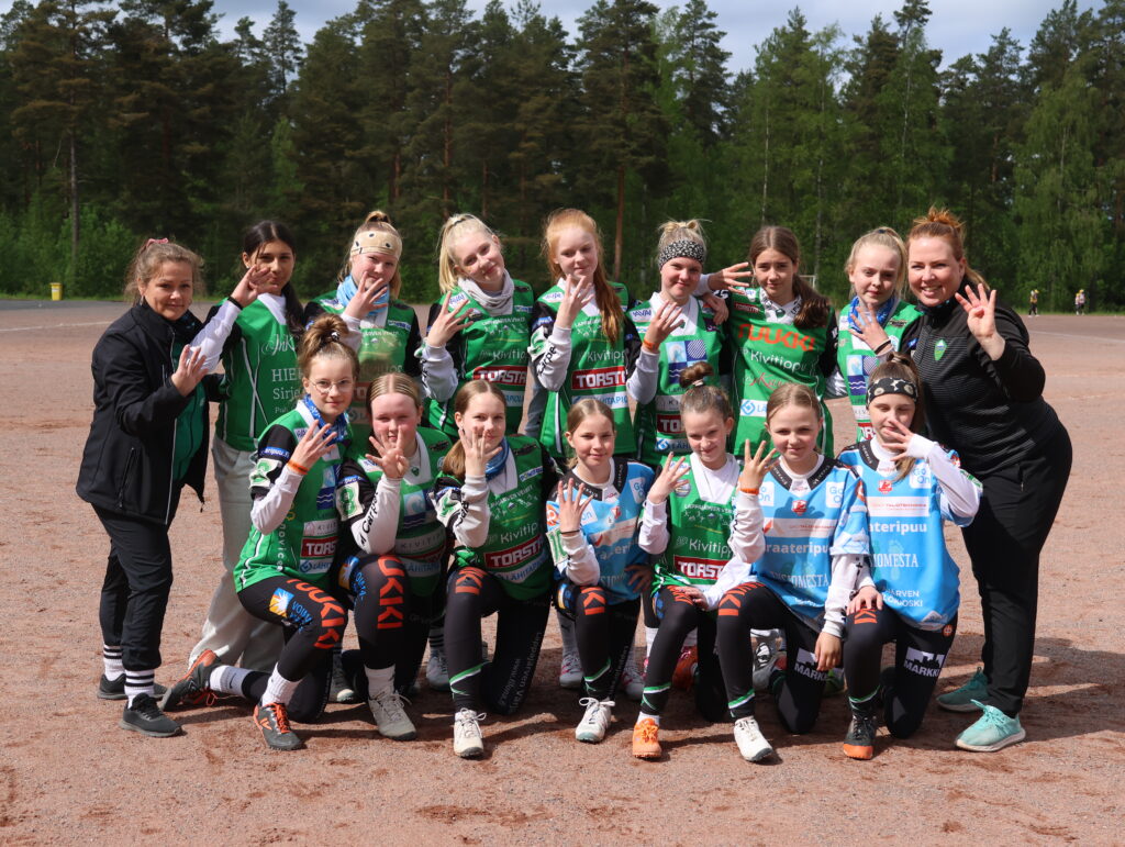 Lappajärven Veikot ja Vimpelin Veto osallistuivat yhdistelmäjoukkueella Läntisen alueen Etenee- leirille. Kuva: Rami Kaunisto.