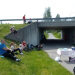 Sää suosi nuorten tapahtumaa. Ja kuten kunnon talkoisiin kuuluu, graffititaidekin vaatii taukotarjoilun.