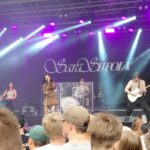 Saarikenttä Festivaaleilla nähtiin tunnettuja artisteja kuten Gasellit, SANNI, Neljä Ruusua, Neon 2, Averagekidluke, Tuuli ja Sara Siipola