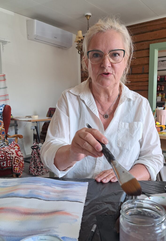 Kuvataideleiri 2025 annoin itselleni kuva 4 marketta raatikainen (1)