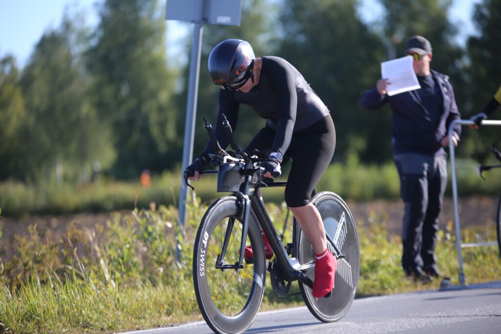 Liisa Äyrä voitti Kalevan kierroksen naisten 55-vuotiaiden sarjan. Kuva: Aimo Sironen