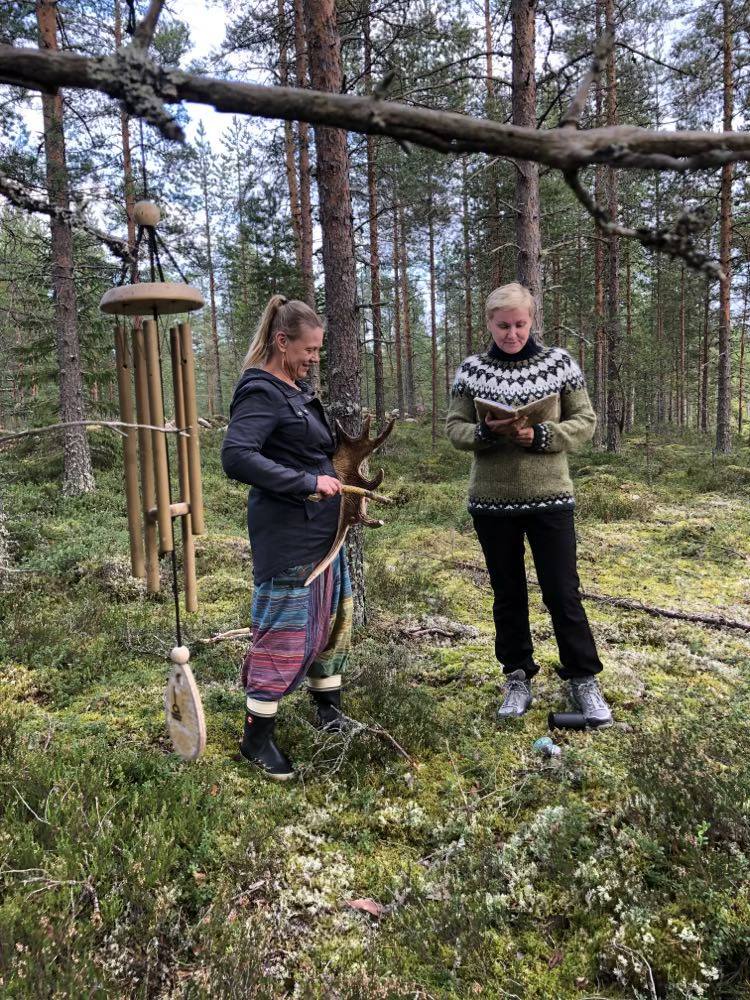 Kaisa ja katja metsärunot