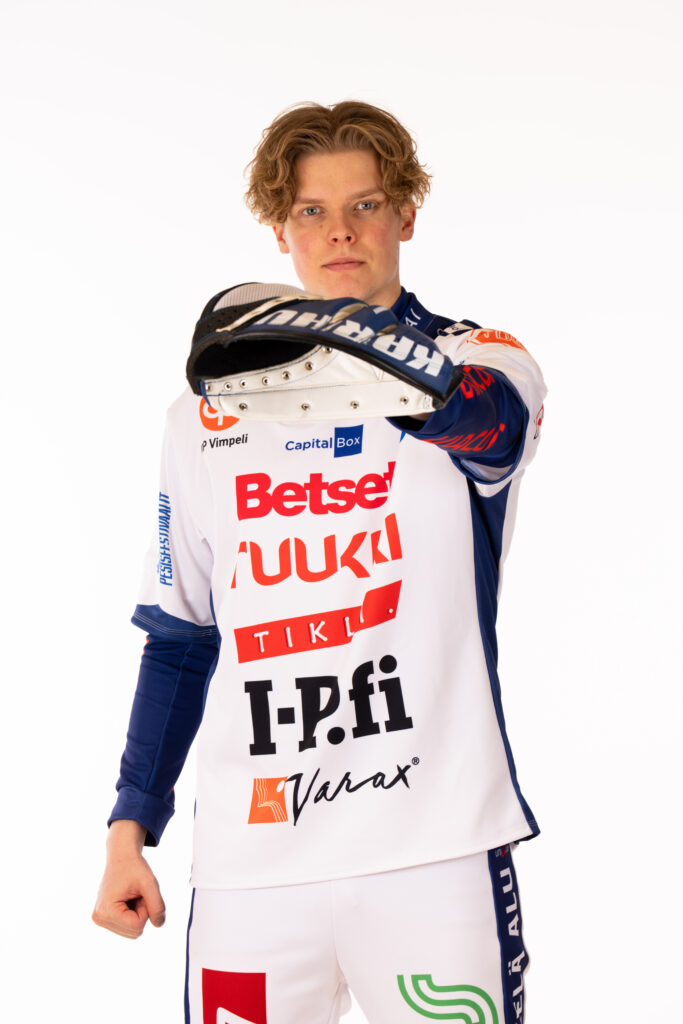 Elmeri Anttila oli huippuvireessä puolivälieräsarjan avauksessa