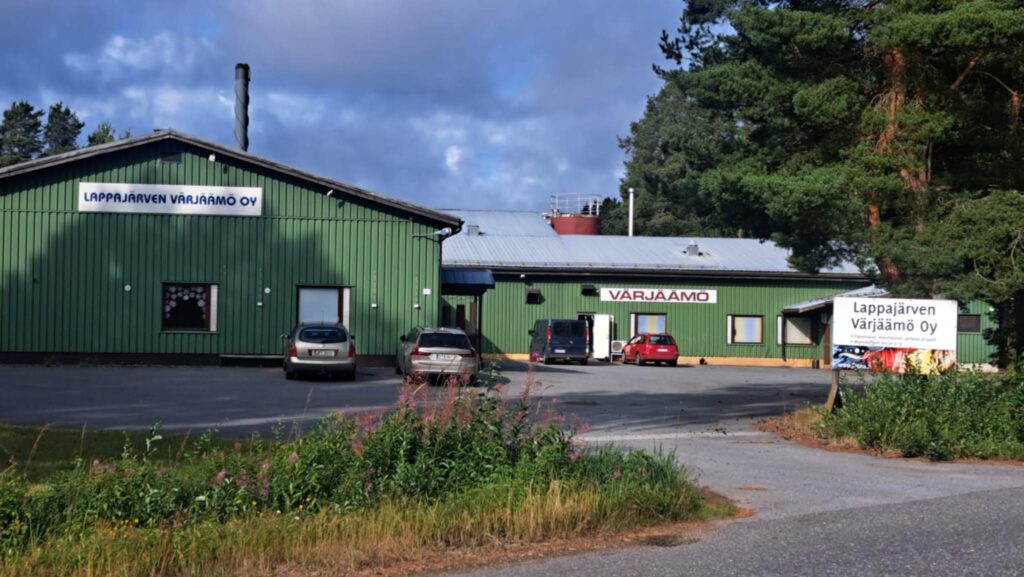 Lappajärven Värjäämö joutui taloudelliseen ahdinkoon korona jälkimainingeissa, ja sitä on haettu velkasaneeraukseen.