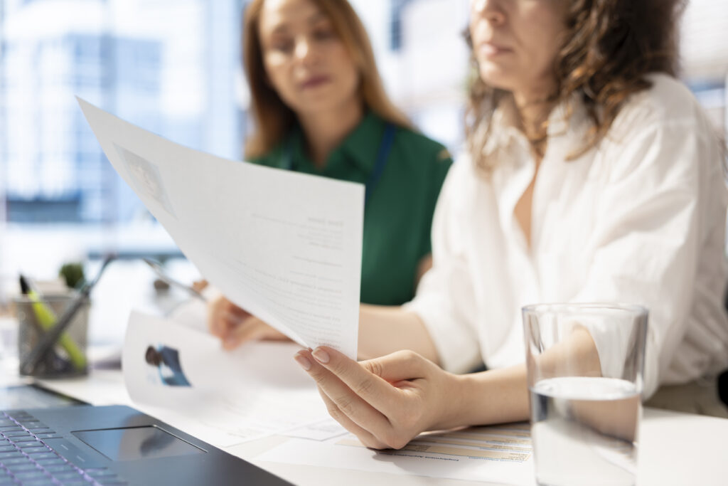 Lasse Pippola avaa kirjoituksessaan anonyymin rekrytoinnin käsitettä.