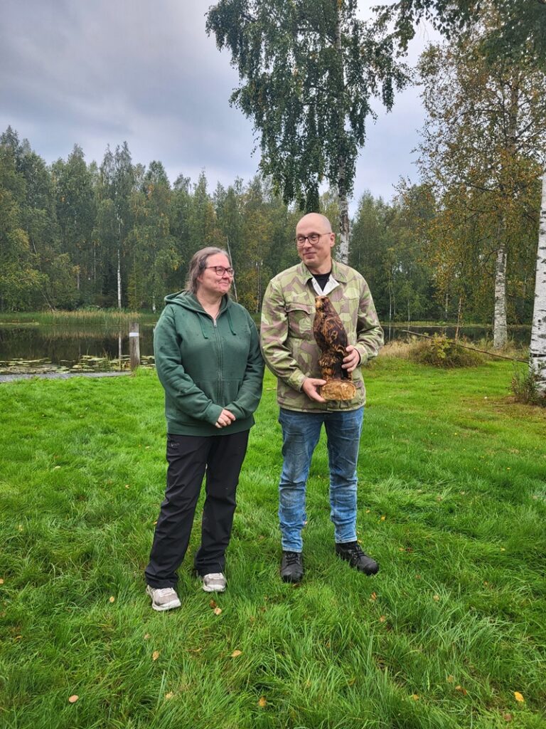 Voiton veivät Virpi ja Esa Rantakangas joukkuenimeltään Tonnin stereot ja vahvistimet.