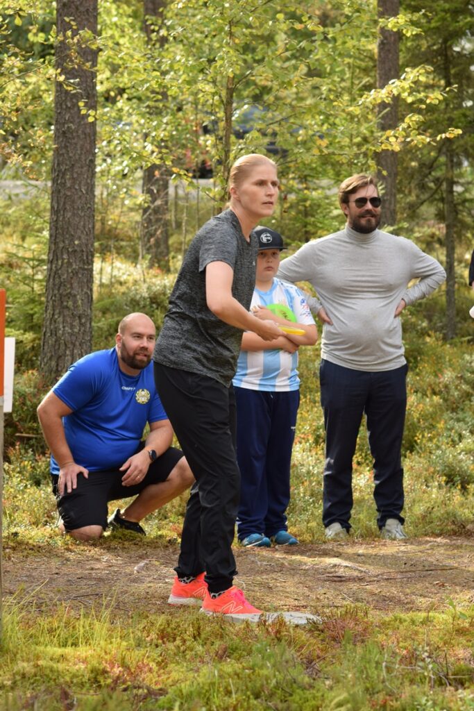 Kati Pokela edusti Järviseudun Rastia.