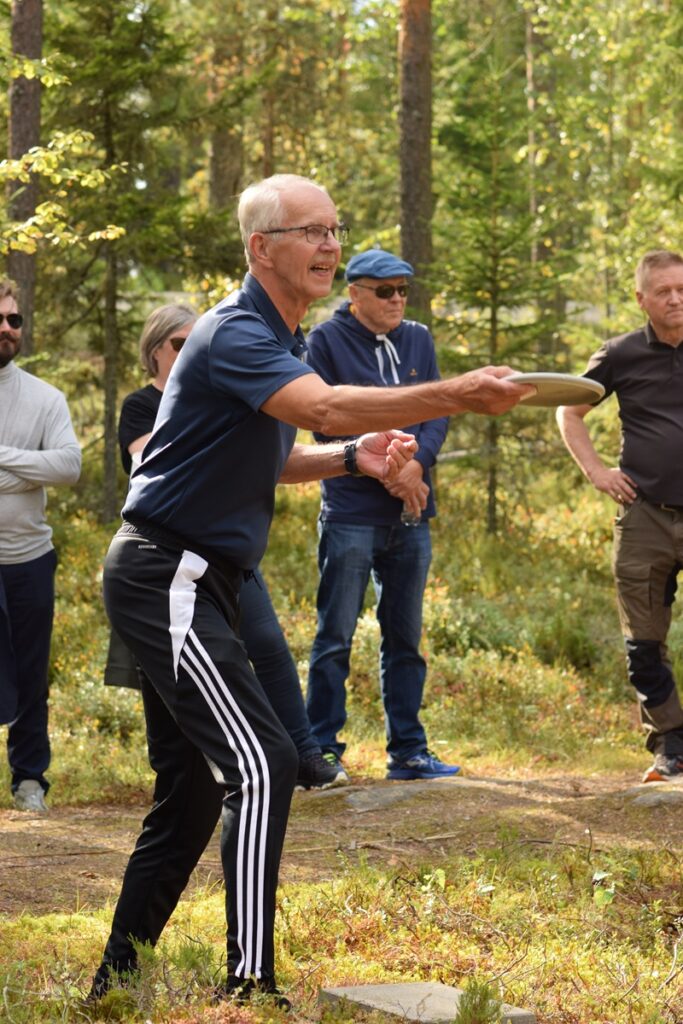 Antti Laukkonen heitti EL Alajärven edustajana.