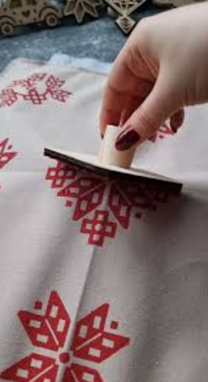 Kankaanpainanta on tärkeä käsityö- ja taidemuoto Ukrainassa.