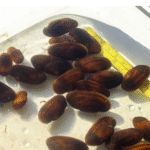 Ähtävänjoen kalat ja helmet -hanke turvaa raakun ja taimenen tulevaisuutta  Etelä-Pohjanmaan ELY-keskus istuttaa uhanalaisia jokihelmisimpukoita, eli raakkuja, Ähtävänjokeen.