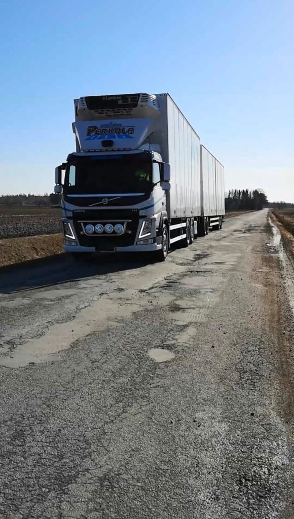 Voittokuva eläinkuljetusten pomppurata