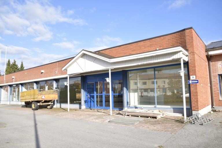 Lappajärven kunnan nuorisotilat siirtyvät vanhan Osuuskaupan tiloihin mikäli Liikemaneesin konkurssi tapahtuu. Kuva: Maija Perälä.