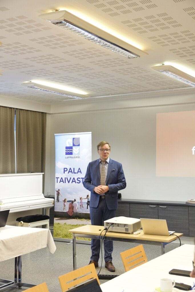 Forenom Oy on suomalainen, suomalaisomisteinen vuonna 2000 perustettu yhtiö, jonka liikevaihto on noin 170 miljoonaa vuodessa.