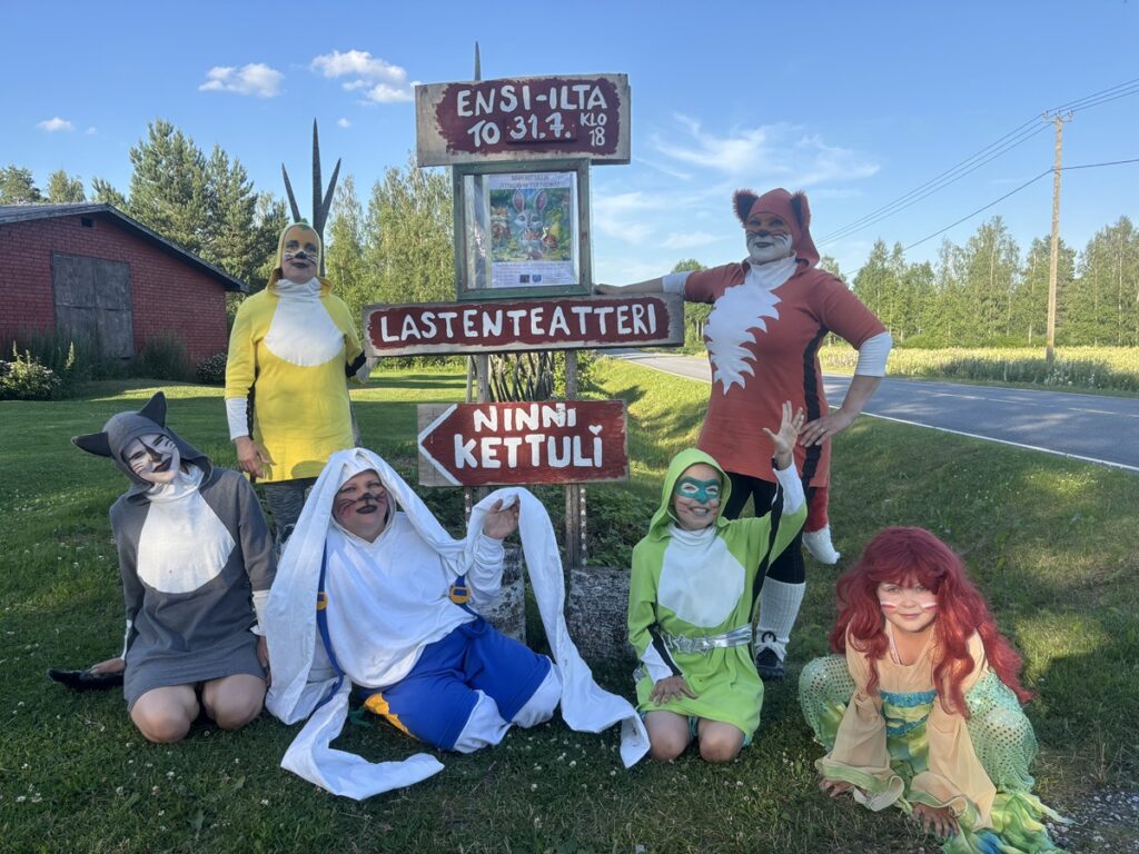 yvinvointivaliokunta esittää kunnanhallitukselle, että se vuokraa tilat toistaiseksi voimassa olevalla sopimuksella Laatukumi Oy:ltä nuorisopalveluiden nuorisotilatoiminnan järjestämistä varten.