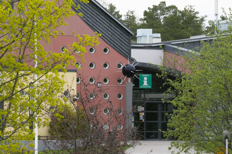 Hotelli Kivitippu siirtyy Lappajärven kunnalta tytäryhtiö Lappajärvi Investin alle.