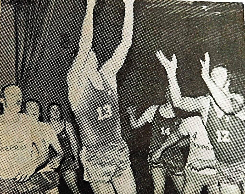 Luolassa oli tunnelmaa.