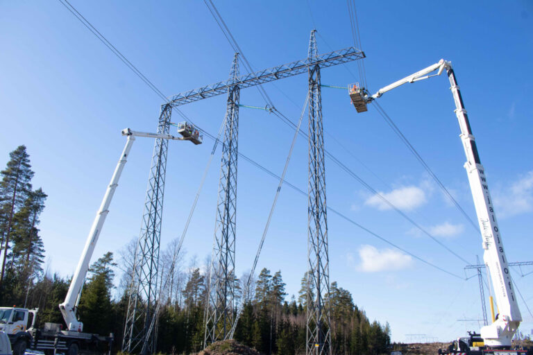 Voimajohto kuvituskuva 2048x1366