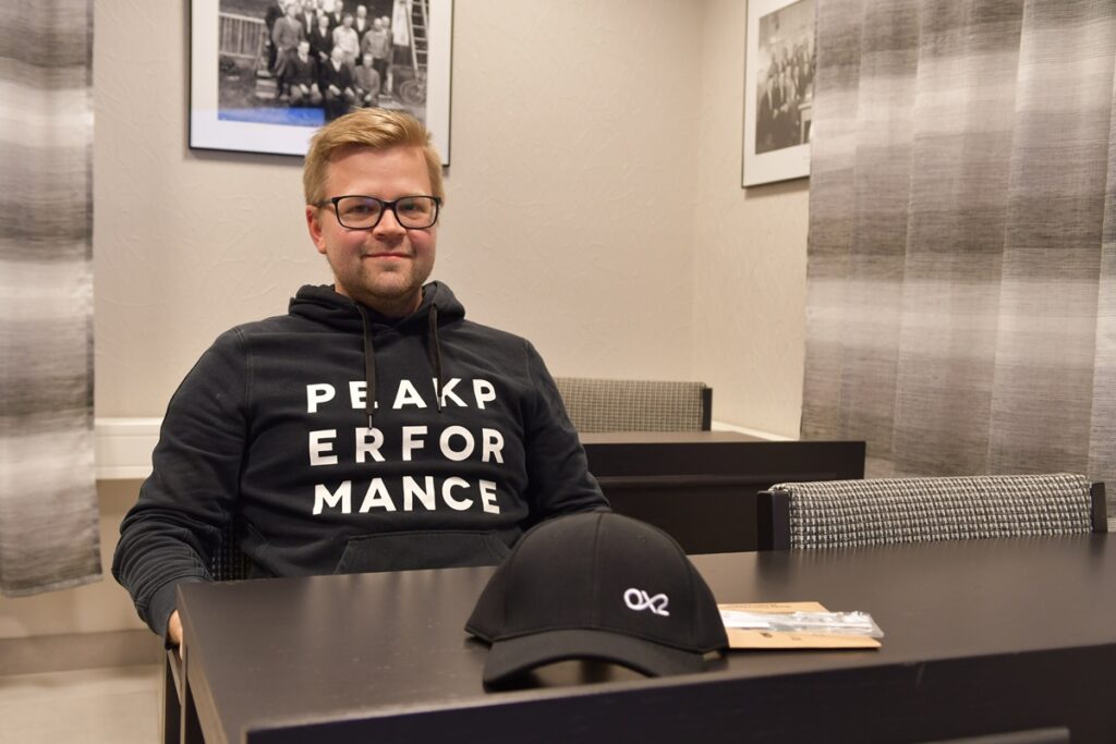 Tuomas Hiipakan mukaan pienten yritysten on vaikea hyötyä valtavista hankkeista.