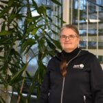 Aana Vainio iloitsee siitä, että Etelä-Pohjanmaan puutarhaperinnettä päästään keräämään uudessa hankkeessa. –Vanhat puutarhat ovat todellisia tiedon aarrearkkuja.