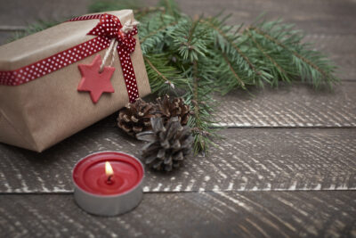 oululahjakeräyksen tarkoituksena on kerätä joululahjoja niille evijärveläisille lapsille ja nuorille, jotka muuten saattaisivat jäädä ilman joululahjaa.