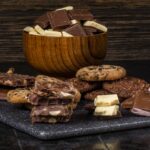 Syksyllä usein herkut maistuvat, tietää Heikki Salmela. Kuvituskuva: Freepik.