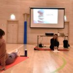 Selkäyhdistyksen teemaillassa kuultiin, kuinka hengitys vaikuttaa hermostoon Raila Kantonen kertoi Selkäyhdistyksen avoimessa teemaillassa hengityksen vaikutuksesta hyvinvointiin.