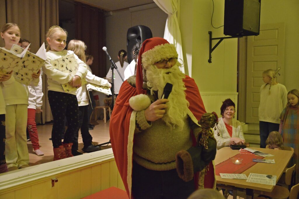 Kuva 8 joulupukki