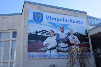 Vimpelin kunnan tekninen lautakunta kokoontui 2. joulukuuta käsittelemään laajaa kokonaisuutta kunnan kiinteistöihin, kaavoitukseen ja teknisiin palveluihin liittyviä asioita. Kokous sisälsi niin strategisia päätöksiä kuin yksittäisiä toimenpide-ehdotuksia eri puolilta kuntaa. 