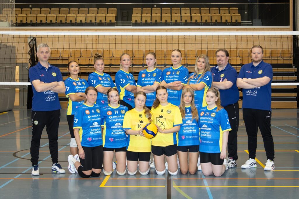 Ankkureiden lentopallonaiset pelaavat kakkossarjaa. Kuva: Elias Murto.